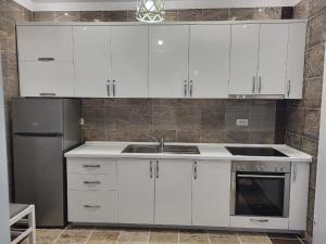 Fishta Apartments Q5 24