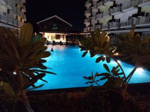 Stay and Fly at Amani Grand Resort Residences