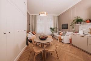 Stylish new apartment in Prague with AC