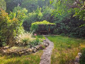 W Ogrodzie Dla Gości