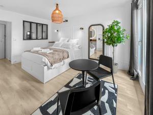 Appartements Balneo-Cine-Centre Historique a Troyes : photos des chambres