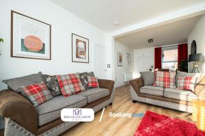 Heart of City, 3 Bed House By Broad Meadow Stays Short Lets and Serviced Accommodation Lincoln With Free Wi-Fi