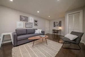 #StayInMyDistrict Piedmont Near Parks and Shopping - 伍德兰