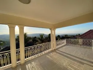 Rebero luxury Apartment HONORE RWANDA - Butare