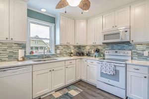 Family - Mitchell House