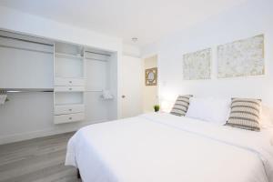 Beautiful And Comfortable Apt in Victoria Park