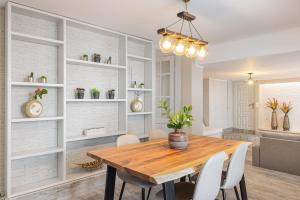 Pythagoreio Blue Street Apartment with Terrace