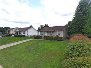 Beautiful cul-de-sac home with a fenced in yard!