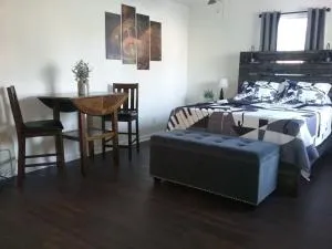 Music Studio Getaway, Close to Entertainment! - Silver Point