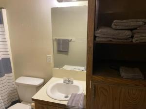 Charming 1-BR upstairs apartment near Fort Sill!