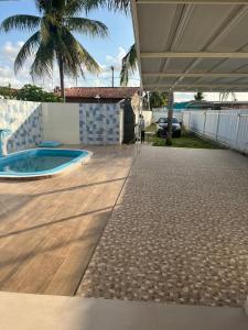 Casa com piscina no Centro de Lucena