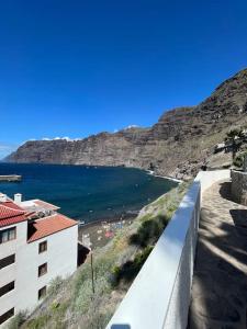 New, comfortable, amazing view!