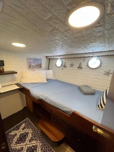 Boat & Breakfast Alicudi img37