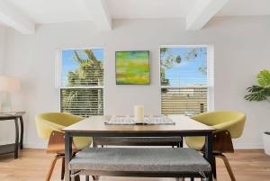 Park It At the Butterfield Garage, Historic Pre-Prohibition Style Apt in the Heart of Downtown