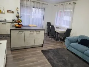 Joli appartement Dans le centre du Bourget - 德朗西