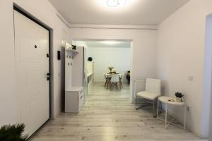 Aparthotel West Marina Cluj - parcare gratuita, self check in 24h, Cluj Arena 10 minute!