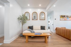 5BR HotTubPoolTableMiniGolf 7 min to Wynwood