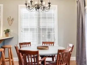 All Season Ski in Out Chalets at Calabogie Peaks - Dacre