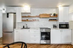 The Ivy Suite at Portage House in Picton - 贝尔维尔