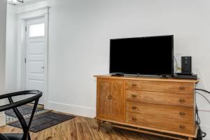 The Ivy Suite at Portage House in Picton