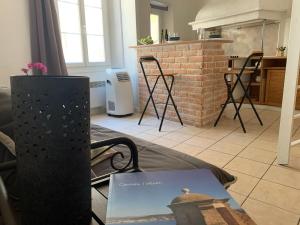 A092-Studio agreable avec mezzanine - Le Suquet