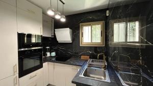 A010-Superbe appartement refait à neuf proche Croisette