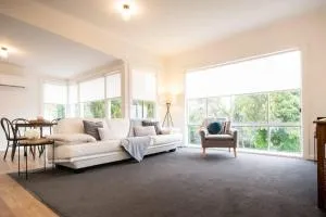 Cute Apartment on the City Fringe - Newstead