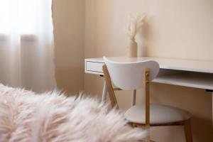 Cosy & Convenient: WiFi =& Parking