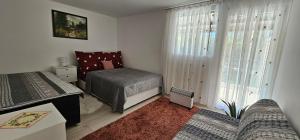 SZŐLŐFÜRT-FA-HÁZ VÁSÁROSNAMÉNY-GERGELYIUGORNYA