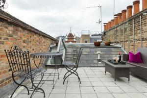 Stylish Apartment with Private Rooftop in Covent Garden
