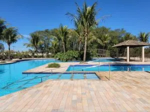 Casa em condomínio AGRISHOW - c/ café da manhã e limpeza diaria - Cravinhos