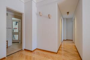 Apartamento con Terraza en Parque Centenario