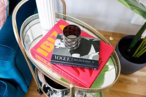 Luxury Penthouse ~ Super King Bed 5 min to Beach