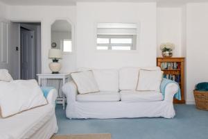 Two Bed Seafront Escape in East Wittering