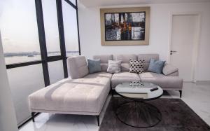 Suite 1202 Bellini, Puerto Santa Ana, Guayaquil