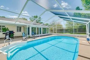 Sunny Ocala Oasis with Grill Near National Forest! - Belleview
