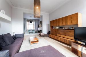 Spacious apartment in Brussels, large private garden