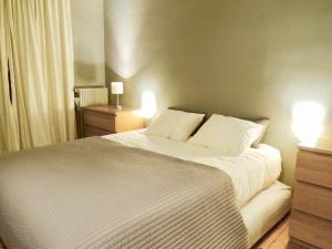 Spacious apartment in Brussels, large private garden