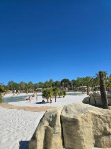 Campings MOBILHOME Lodge 3 chambres, 500m plage, camp 5 etoiles : photos des chambres