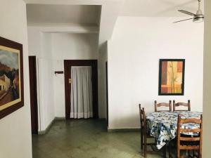 Con Garage - Casa Acogedora en el Centro de la Ciudad