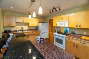 NN - The Loft - Downtown 1-bed 2-bath