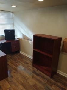 Adorable Spacious Apt with Private entrance