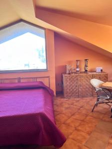 Giustina - appartamento spazioso e tranquillo - parcheggio privato per BICI e auto - su richiesta ammessi animali