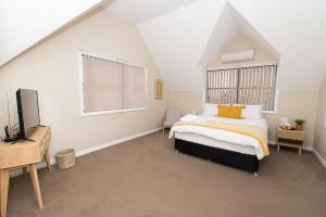 Phillip Villa, Modern & Fresh, Close to Town, Free Wifi