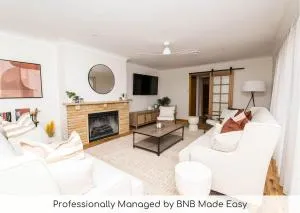 Karimi House - Spacious, EV Plug, Sleeps 10 - Canowindra