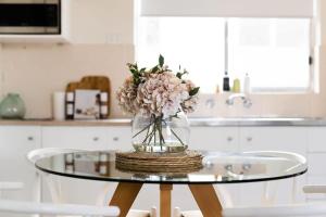 Clinton Cottage 1860s Heritage Home Walk to CBD