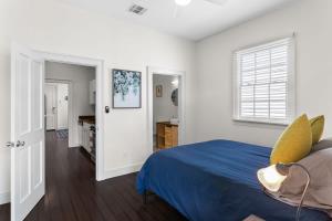 Stylish Creole Cottage 1 BD Home Central Location