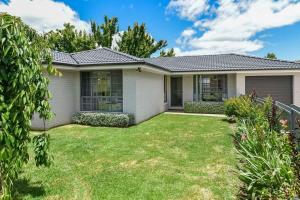 Anson Abode - CBD Home, Modern Sophistication