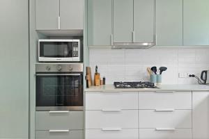 Anson Abode - CBD Home, Modern Sophistication