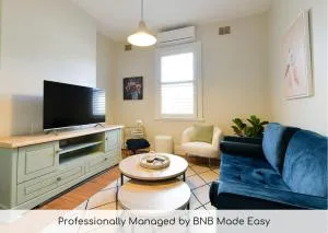 Hope St Cottage I - Historic Haven, Mountain Views - OʼConnell